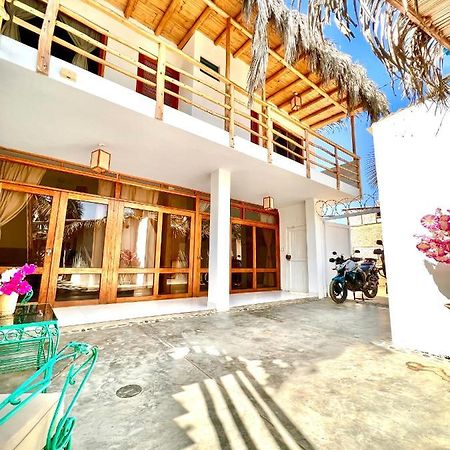 Bed and Breakfast Casa Maracuya Máncora Exterior foto
